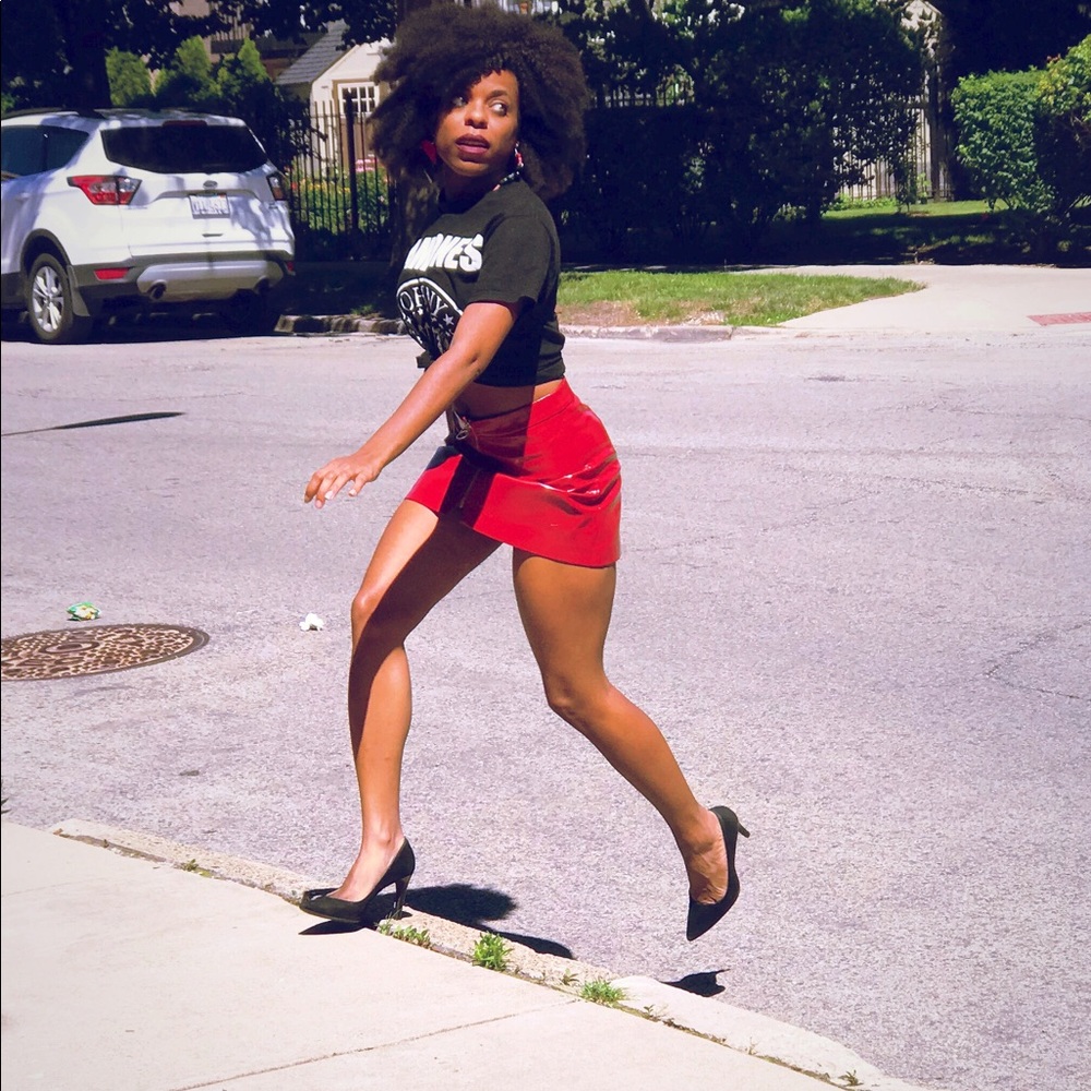 Red pleather mini skirt w/ zipper detail